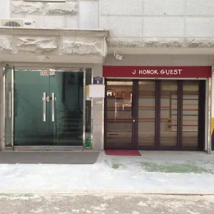  Hotel J-honor